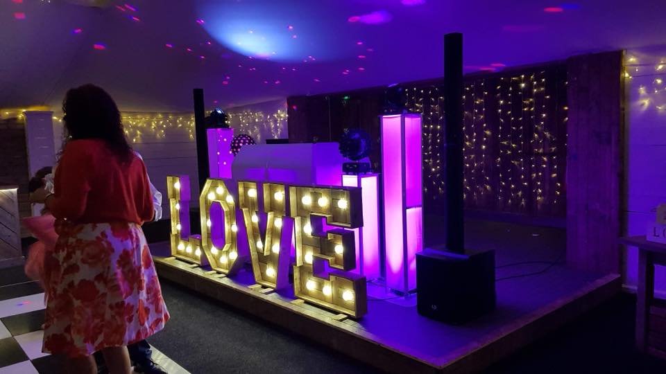 dj entertainment hire yorkshire